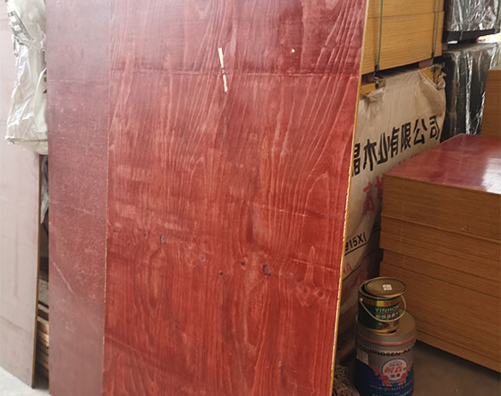 建筑模板
